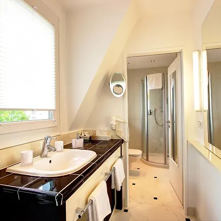 Hotel Linde 3*
