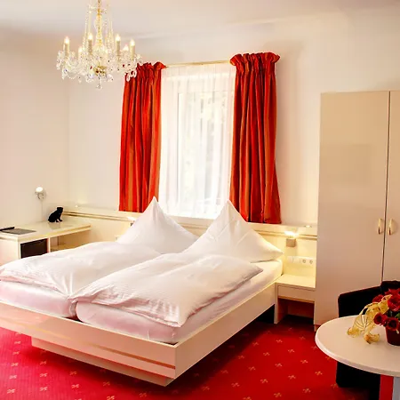 Hotel Linde 3*